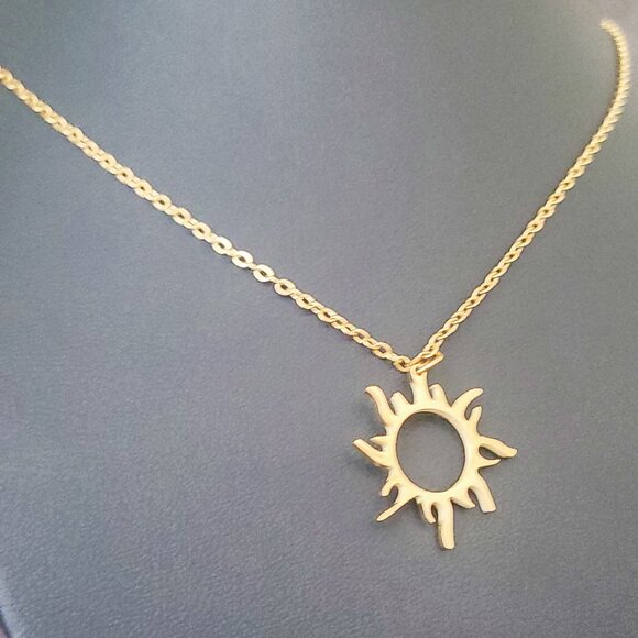 Gold Stainless Steel Sun Motif Jewelry Set — Necklace + Small Hoops - Picture 4 of 7